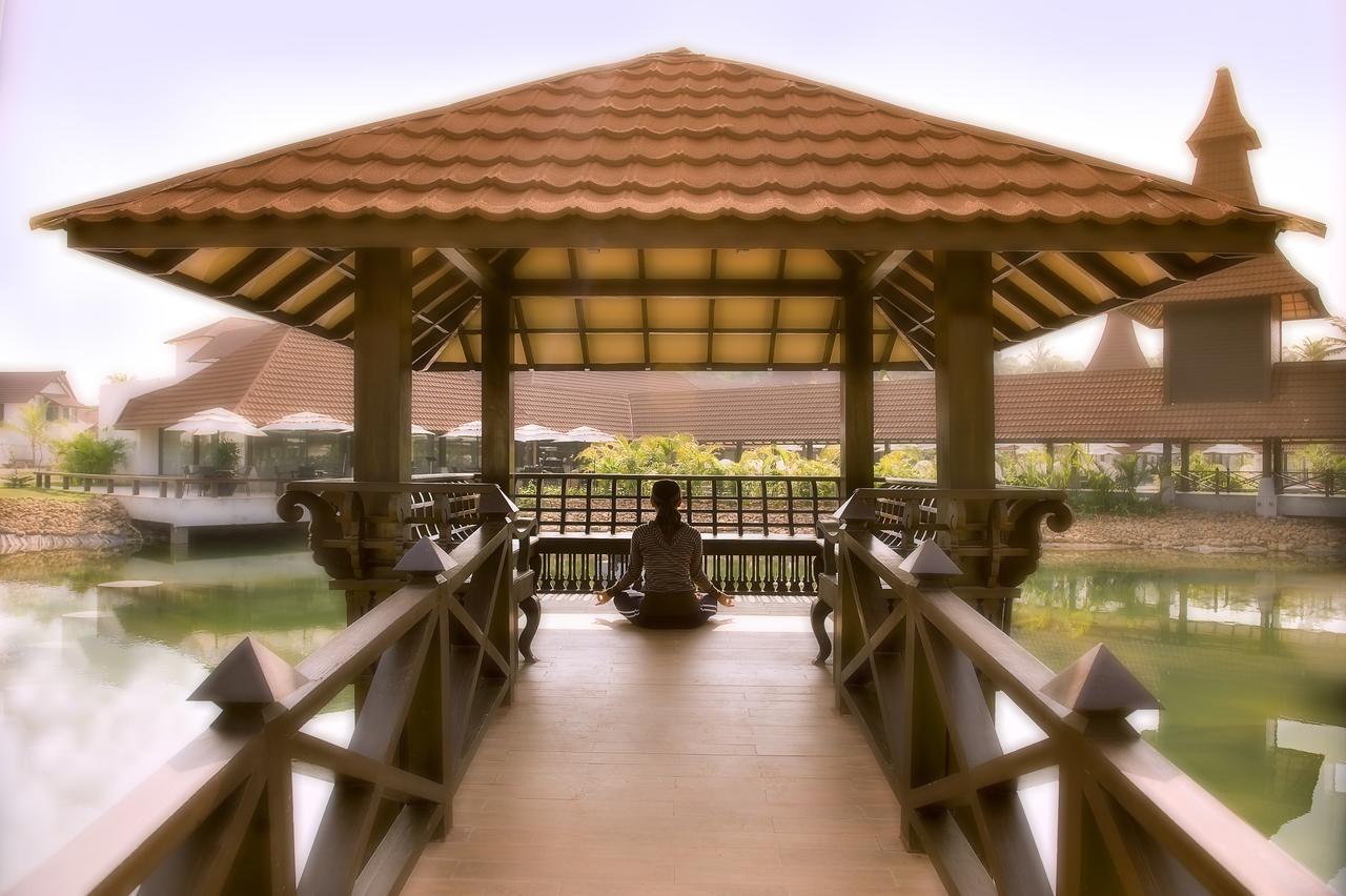 The Lalit Resort & Spa Bekal Bekal Town Exterior photo